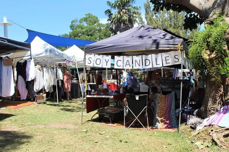 Guide to the monthly Bundeena markets, Art Trail & Bundeena walks along the Royal Coast Track and how to get there - a brilliant day trip from Sydney in the Royal National Park.