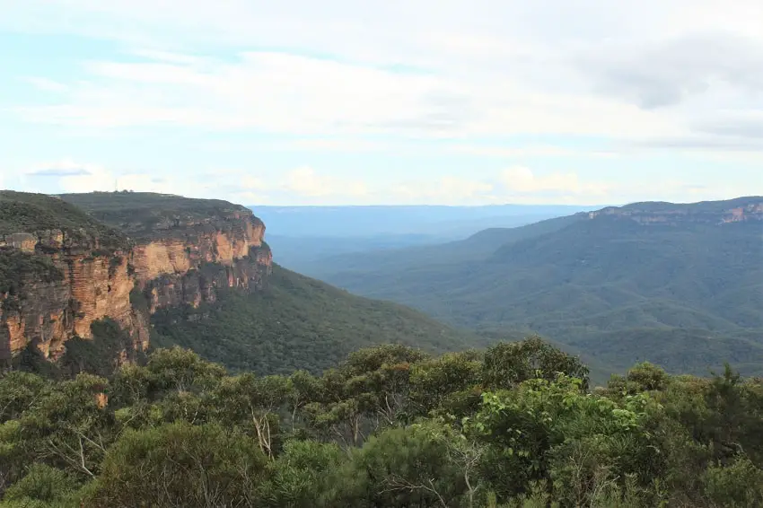 Blue Mountains Day Trip Itinerary By Train or Car - Dreaming of Down Under