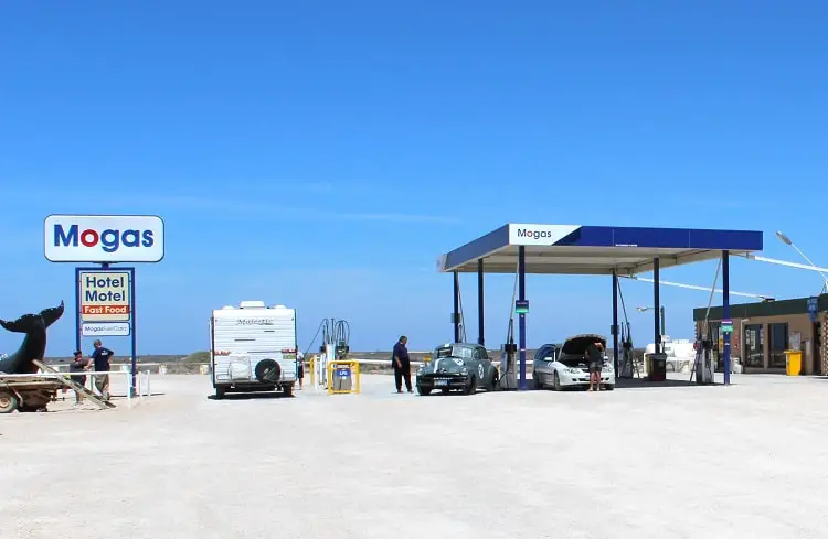 A service station on the Nullarbor Plain.