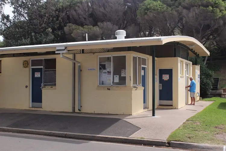 Facilities at Coledale Beach Camping Reserve, Australia.