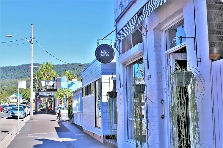  Thirroul shops along Lawrence Hargrave Drive.