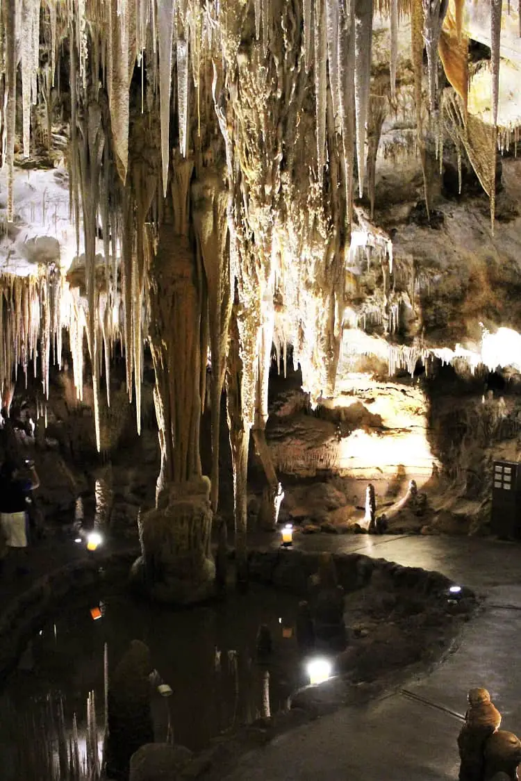 Beautiful formations in Tantanoola Caves.