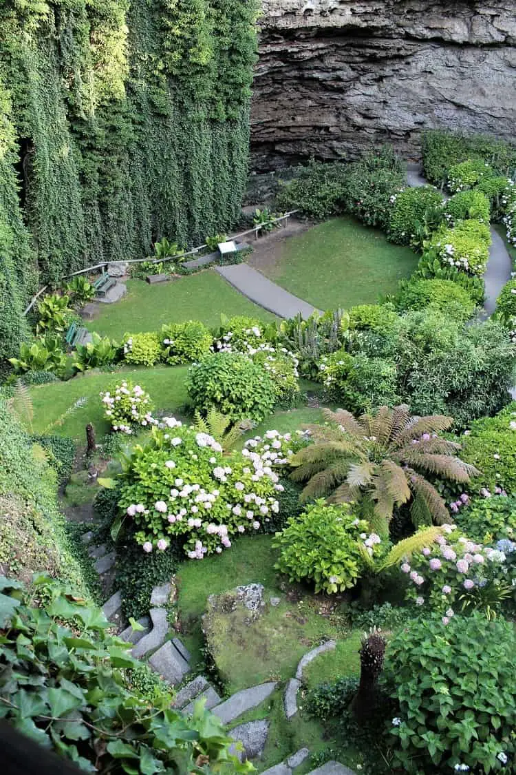 Umpherston Sinkhole, a stunning unusual Mount Gambier attraction featuring a sunken garden.