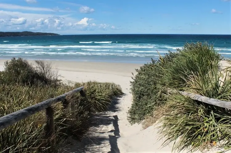 Discover Booderee National Park, Jervis Bay NSW. Enjoy camping, hiking and beautiful beaches like Murrays Beach and Green Patch Beach.