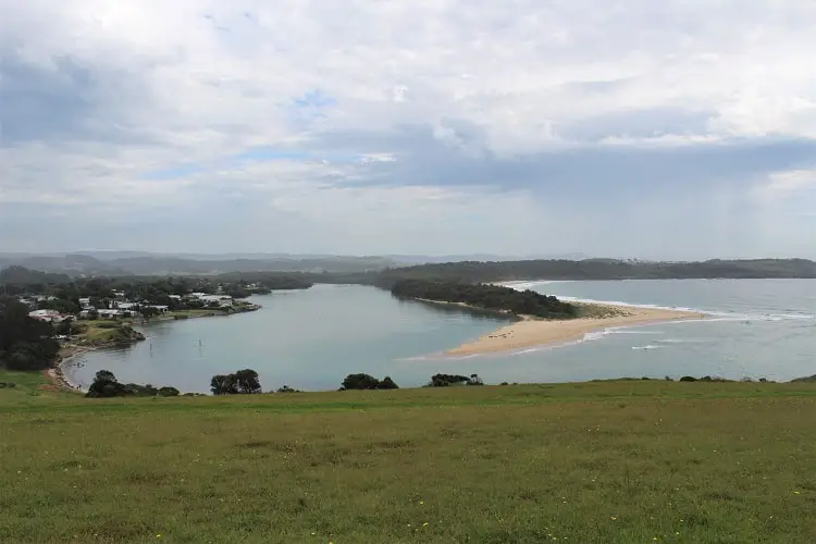 Stunning Minnamurra River at the mouth in NSW, Australia.