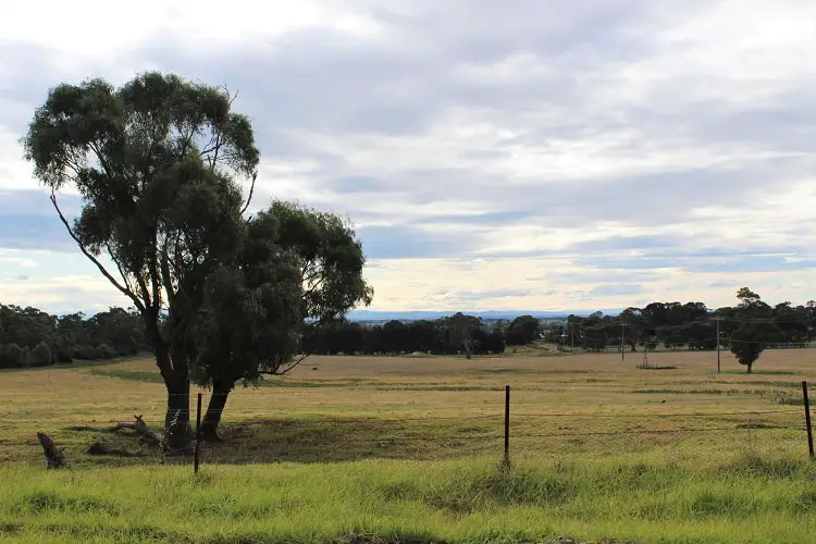 Countryside views between Sale and Seaspray, Victoria.