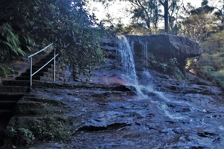 Weeping Rock on the Charles Darwin Walk, Wentworth Falls.