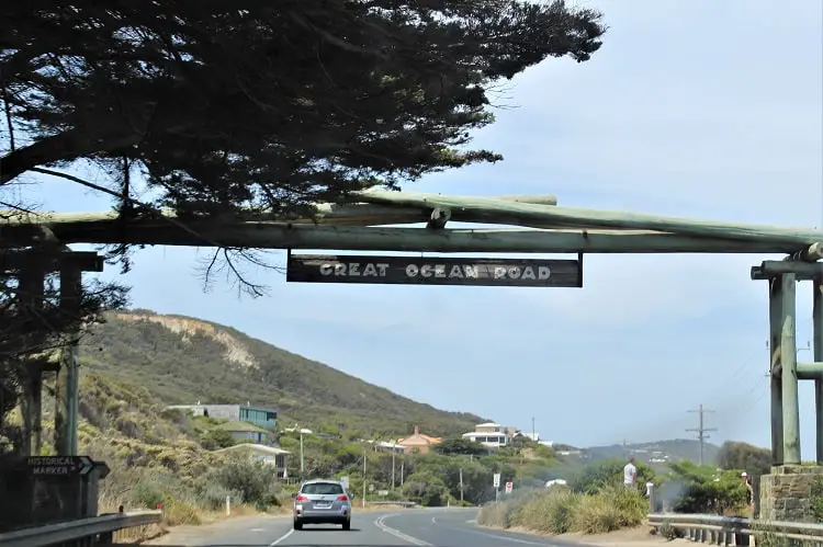 Great Ocean Road sign - a great trip from Melbourne.