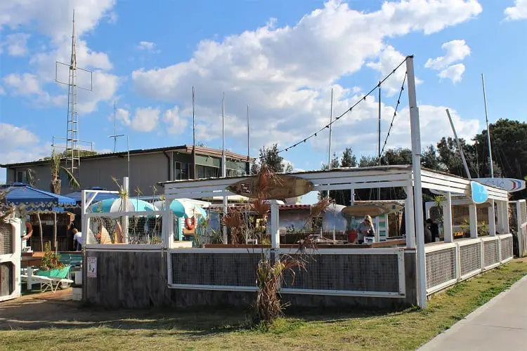 Cook at Kurnell: beautiful outdoor cafe in Sydney next to Silver Beach.