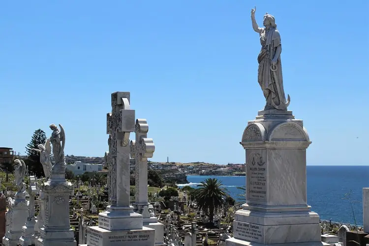 Huge Waverley Cemetery in Sydney, along the Bondi to Coogee walk.