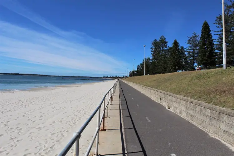 Cycle path at Ramsgate Beach, Botany Bay, Sydney.