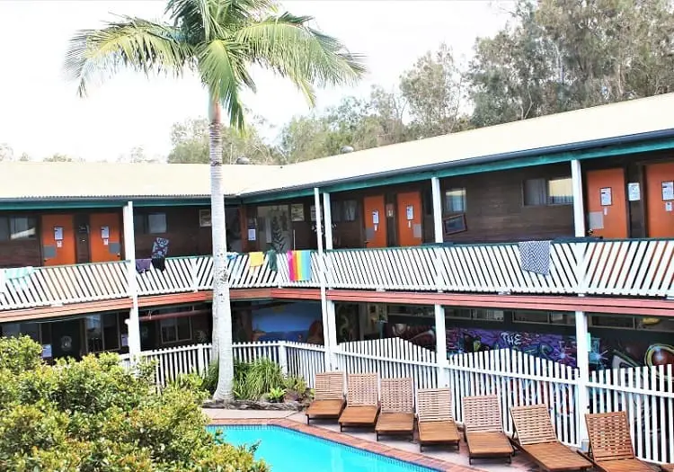 Swimming pool and accommodation at the Arts Factory Lodge in Byron Bay Australia.