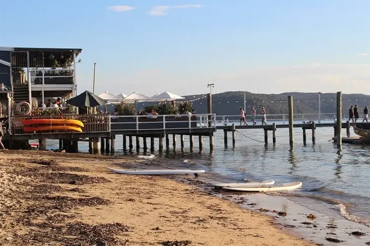 Outdoor dining at the Boathouse in Palm Beach, Sydney.