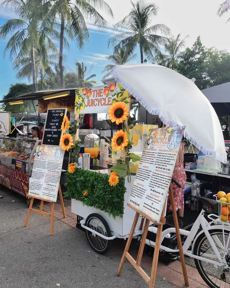 Juice stand at Mindil Beach sunset markets.