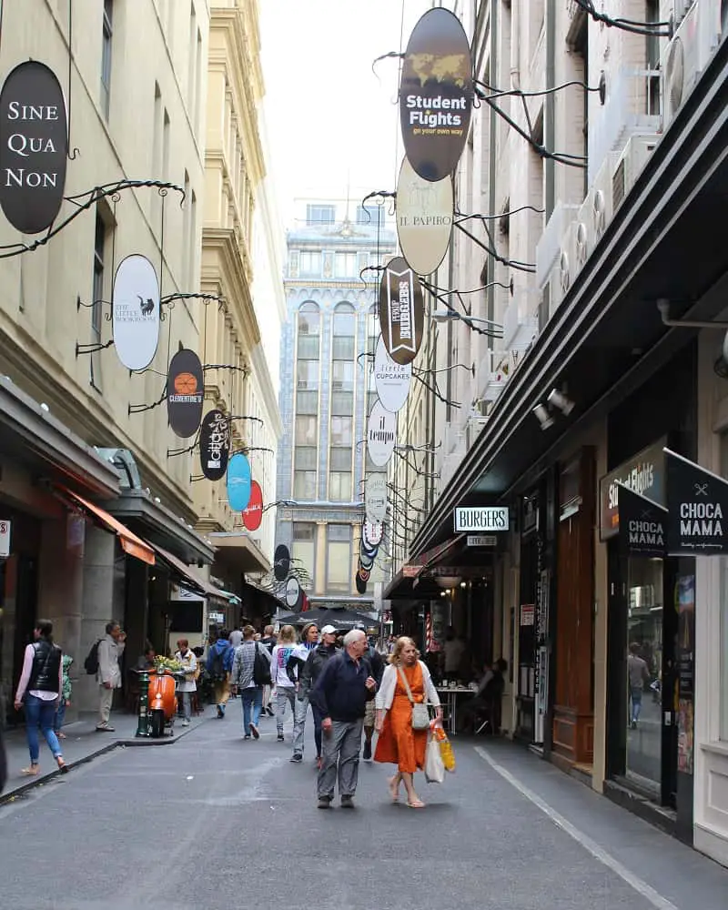 Shoppers in one of Melbourne's laneways.