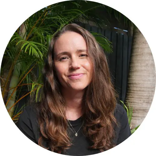 Writer, Lisa Bull.